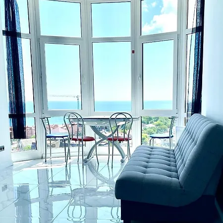 у моря с панорамным видом золотой берег *