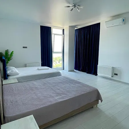 Apartman у моря с панорамным видом золотой берег