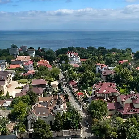 Apartman у моря с панорамным видом золотой берег *