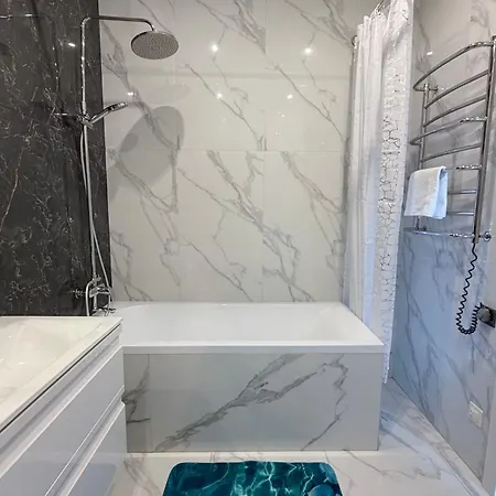 у моря с панорамным видом золотой берег Apartman Odessza