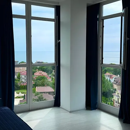 Apartman у моря с панорамным видом золотой берег Odessza