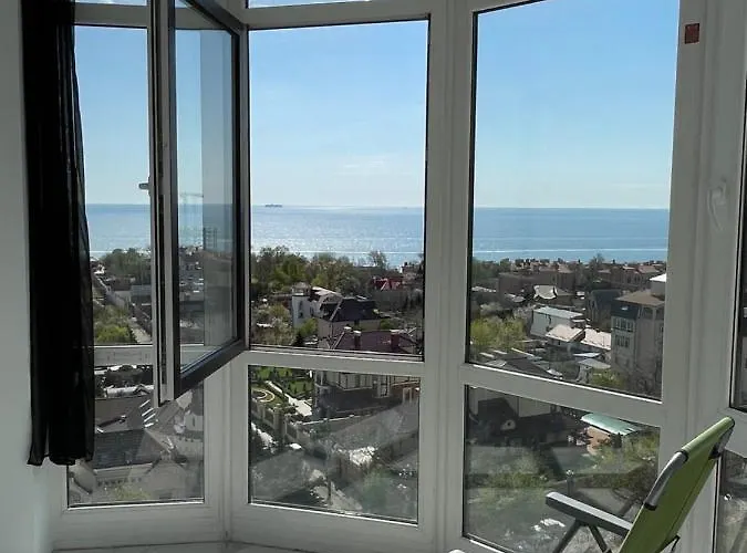 у моря с панорамным видом золотой берег Apartament