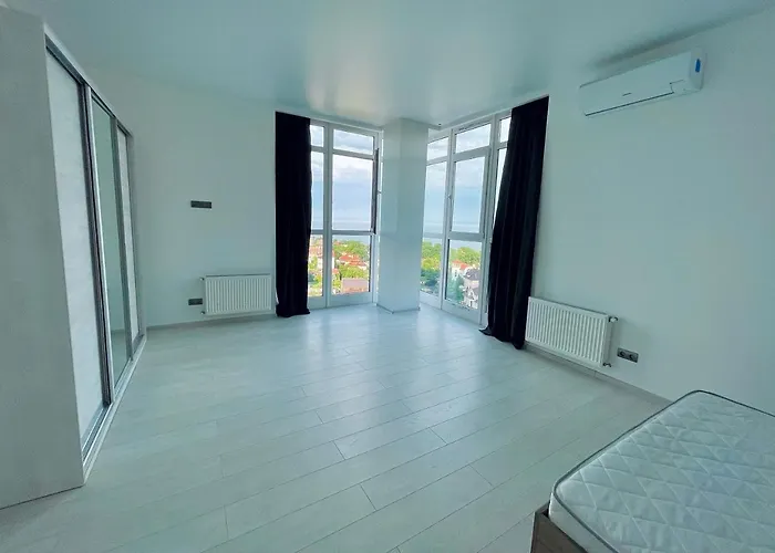 Apartament у моря с панорамным видом золотой берег Odessa
