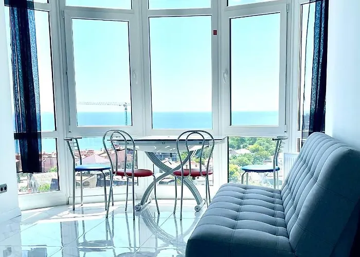 у моря с панорамным видом золотой берег *