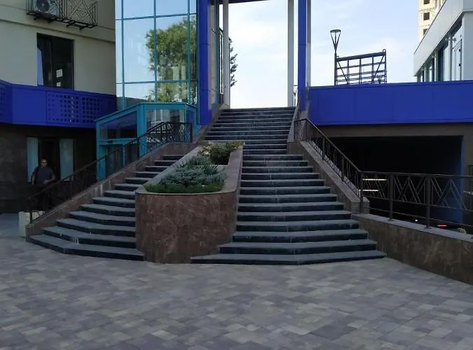 у моря с панорамным видом золотой берег *