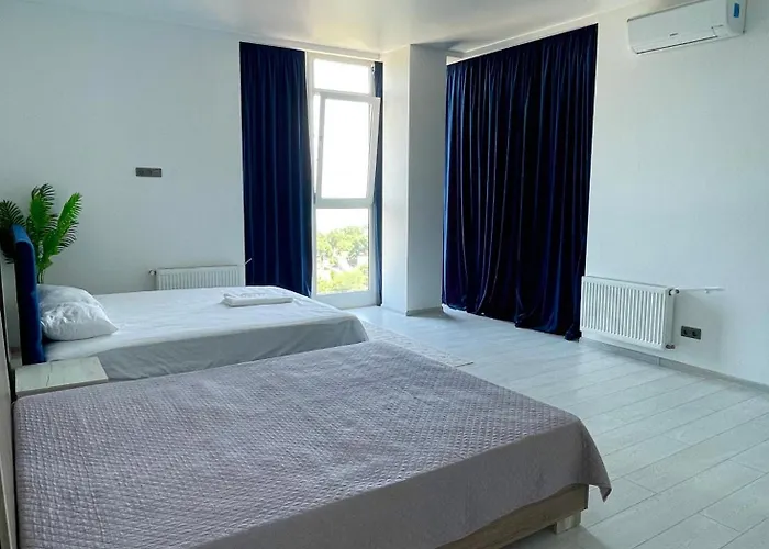 Apartament у моря с панорамным видом золотой берег