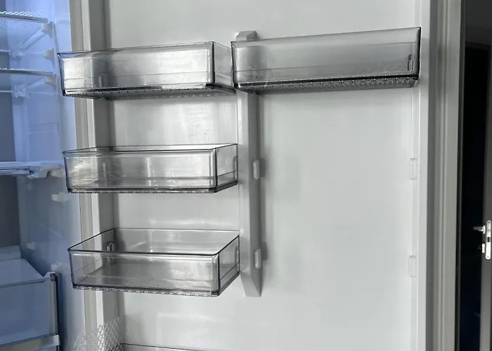 у моря с панорамным видом золотой берег